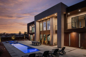 Suncrest by Fieldtrip JT Modern w Pool and Views